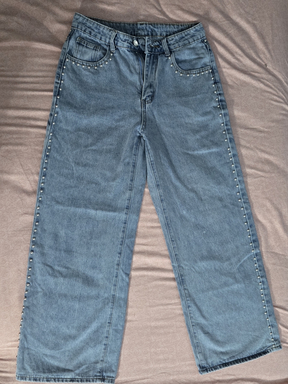 SHEIN Light Blue Wide-Leg Jeans with Stud Trim